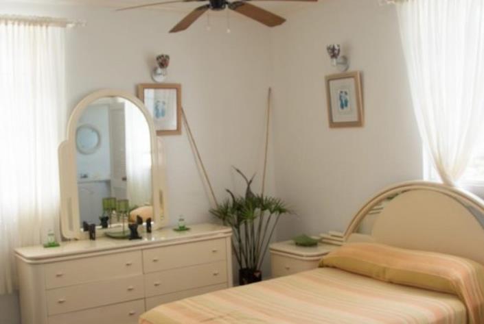 Image No.11-2 Bed House for sale