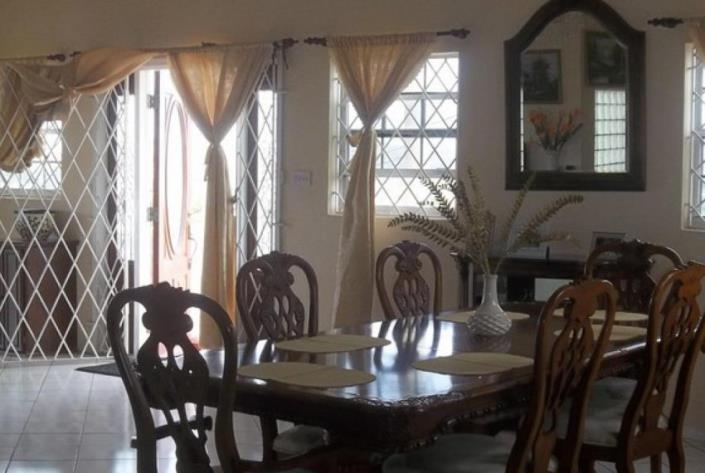 Image No.6-5 Bed House for sale