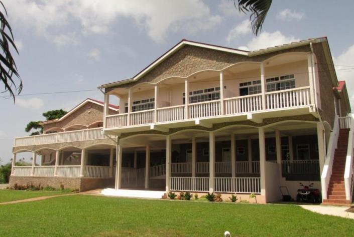 Image No.1-Un hôtel à vendre à Choiseul