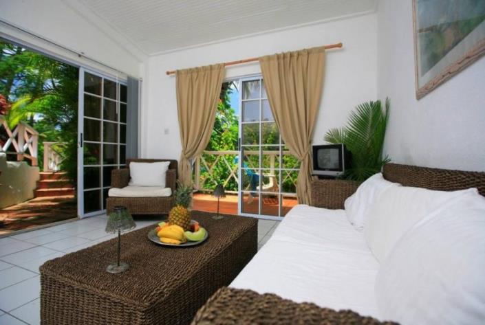 Image No.12-38 Bed Hotel for sale