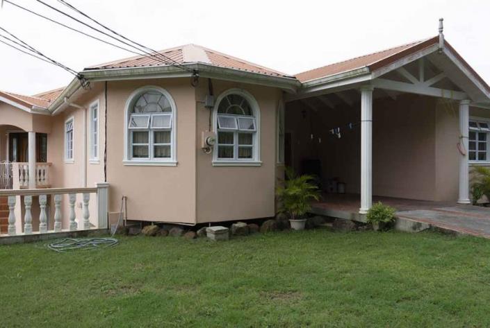 Image No.2-7 Bed House for sale