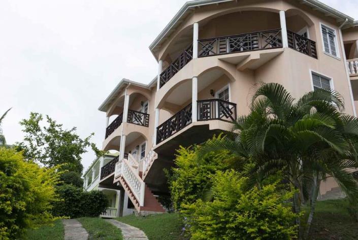 Image No.1-7 Bed House for sale