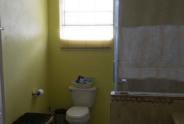 Image No.10-7 Bed House for sale