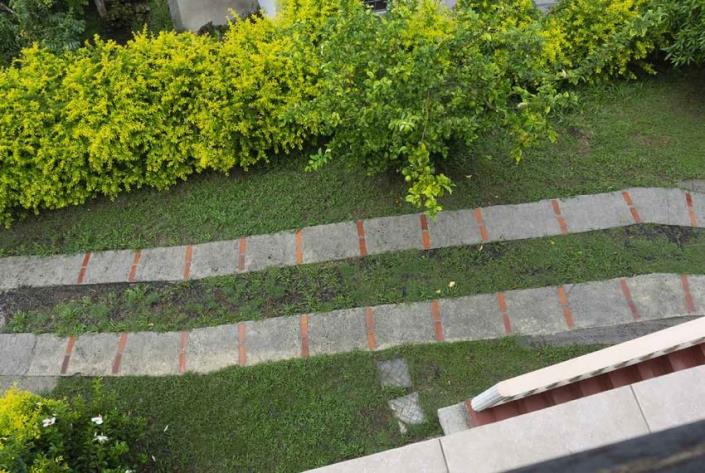 Image No.14-7 Bed House for sale