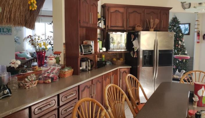 Image No.11-8 Bed Villa for sale