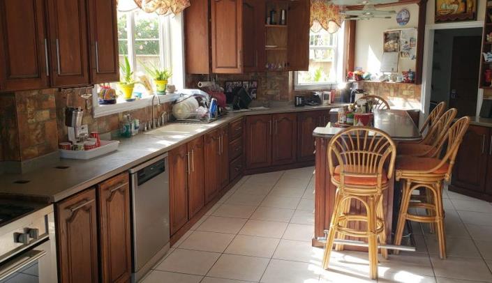 Image No.18-8 Bed Villa for sale