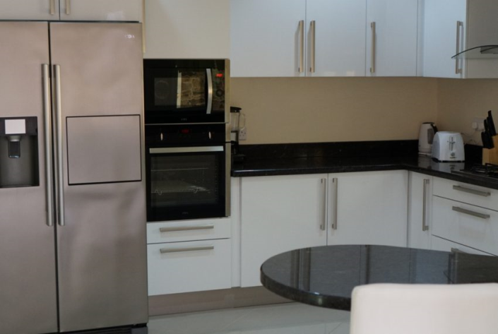 Image No.4-Commercial de 15 chambres à vendre à Cap Estate