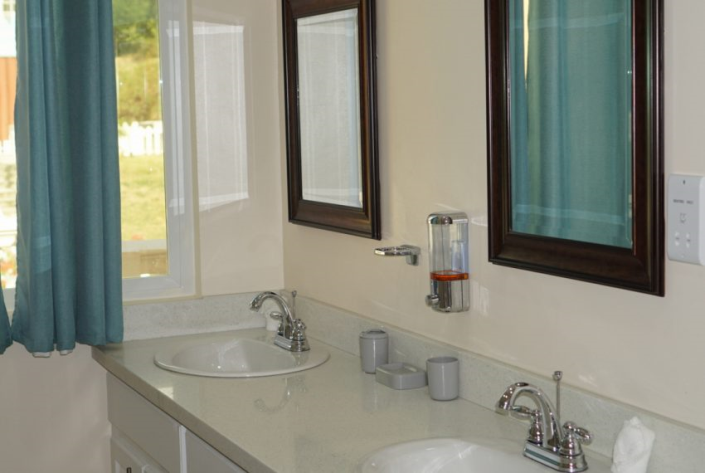 Image No.8-Commercial de 15 chambres à vendre à Cap Estate