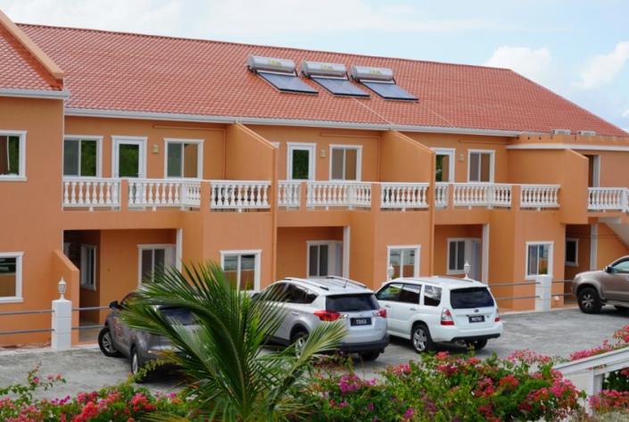 Image No.20-Commercial de 15 chambres à vendre à Cap Estate