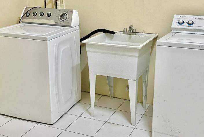 Image No.10-4 Bed House for sale