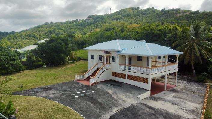 Image No.12-4 Bed House for sale