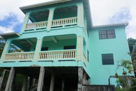 Image No.0-Maison de 6 chambres à vendre à Gros Islet