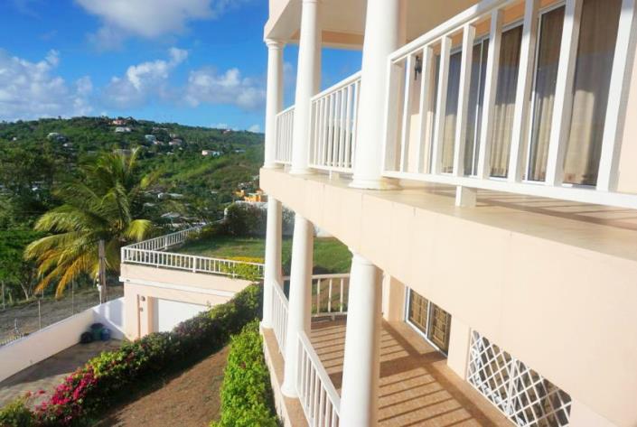 Image No.3-7 Bed Property for sale