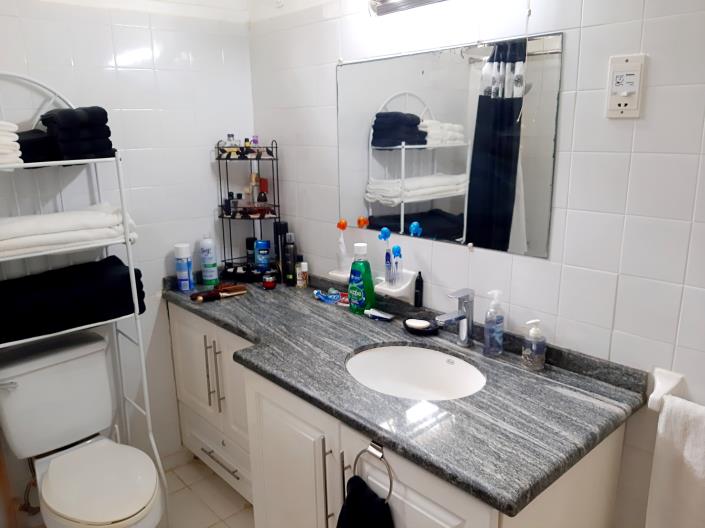 Image No.24-4 Bed House for sale