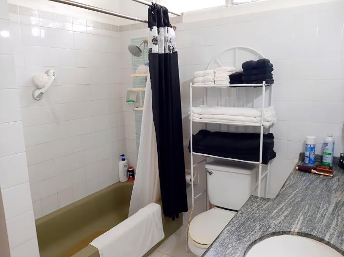 Image No.26-4 Bed House for sale