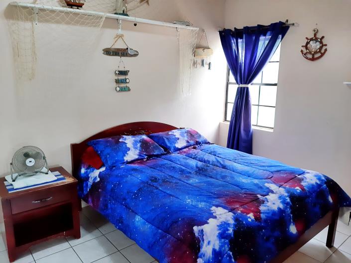 Image No.17-4 Bed House for sale