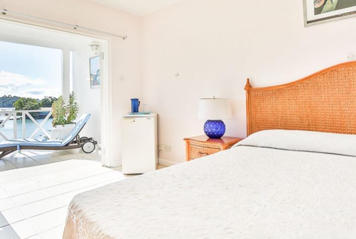 Image No.19-28 Bed Hotel for sale