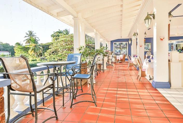 Image No.10-28 Bed Hotel for sale