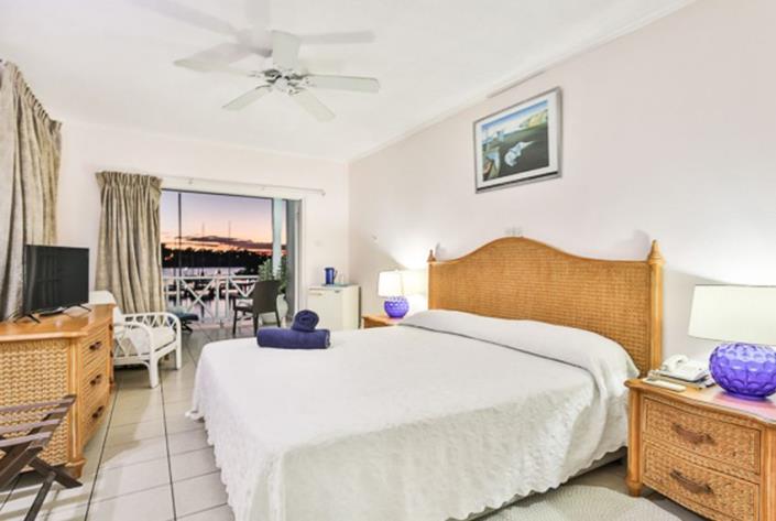 Image No.18-28 Bed Hotel for sale