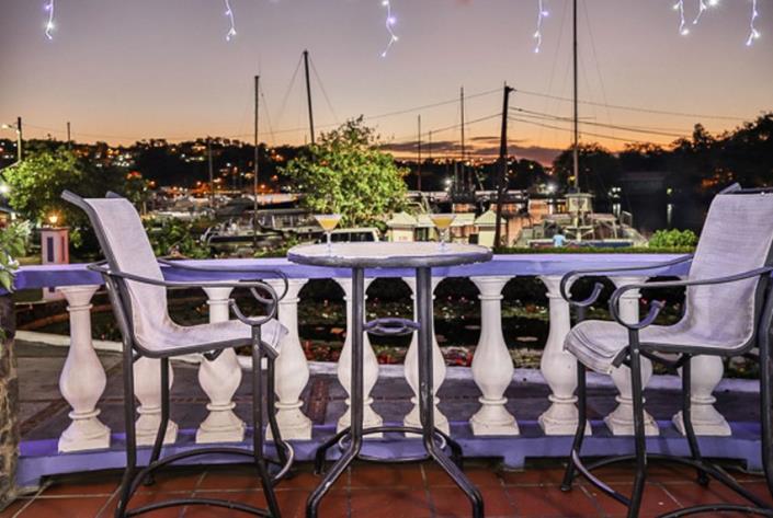 Image No.17-28 Bed Hotel for sale