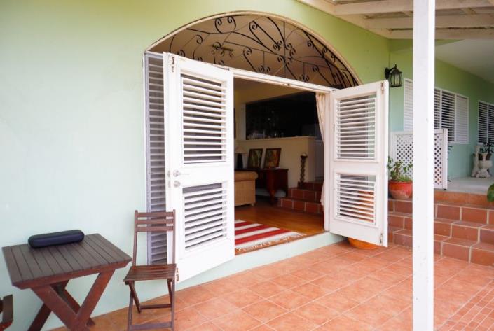 Image No.7-5 Bed House for sale