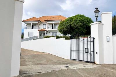 St-Lucia-Homes-Marcel-Home-Front-Gate-850x570