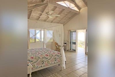 St-Lucia-Homes-Zephyr-Hills-Bedroom-850x570