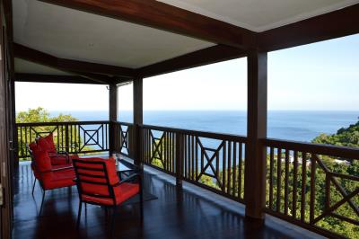 1BALCONY-SEATING-AREA