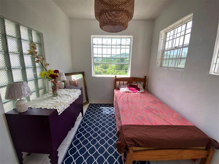 Image No.12-7 Bed House for sale