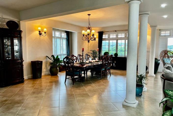 Image No.10-10 Bed House/Villa for sale