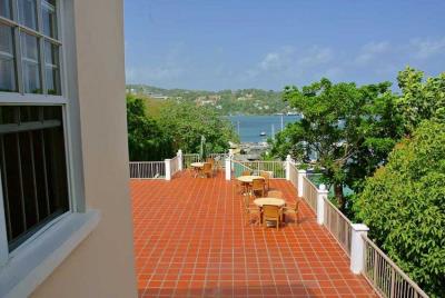 St--Lucia-Homes-Real-Estate-Poinsettia-Villa-Ocean-View-cat065-rooftop--850x570