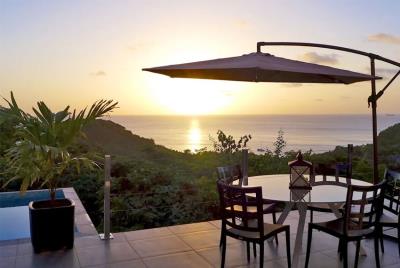 St-Lucia-Homes-GRI005-Lab-Villa-Outdoor-Dining-sunset-view