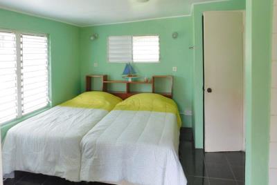 St-lucia-homes-The-Pelican-Bedroom-2-850x570