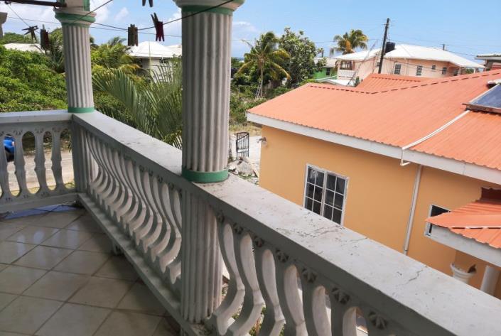 Image No.1-7 Bed House for sale