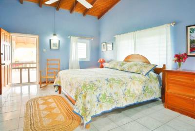 St-Lucia-Homes-Real-Estate-Sea-Star-ALR010-Bathroom-2-850x570