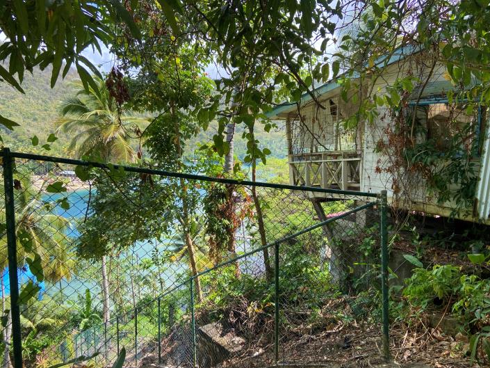 Image No.6-Terre à vendre à Marigot Bay