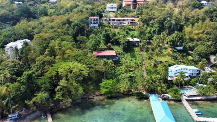 Image No.3-Terre à vendre à Marigot Bay