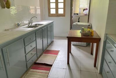 St-Lucia-homes-CAS040-Villa-Massade-Kitchen-850x570