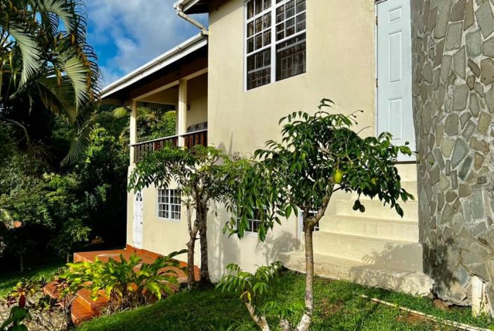 Image No.5-6 Bed House for sale