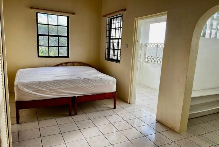 Image No.22-6 Bed House for sale