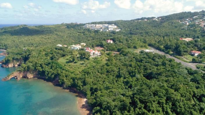 Image No.3-Terre à vendre à Castries