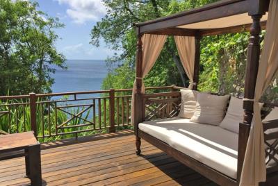 St-Lucia-Homes-Real-Estate-Villa-Susanna-Cabanna-850x570
