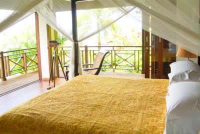 St-Lucia-Homes-Real-Estate-Villa-Susanna-Bedroom-1-850x570
