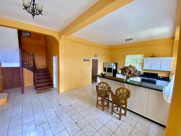 Image No.8-Maison de 5 chambres à vendre à Gros Islet