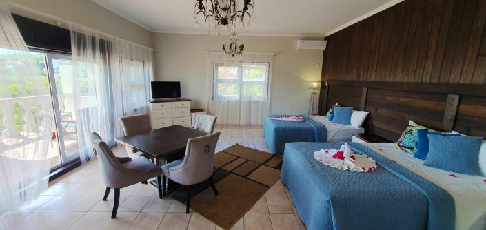 Image No.10-Villa de 9 chambres à vendre à Cap Estate