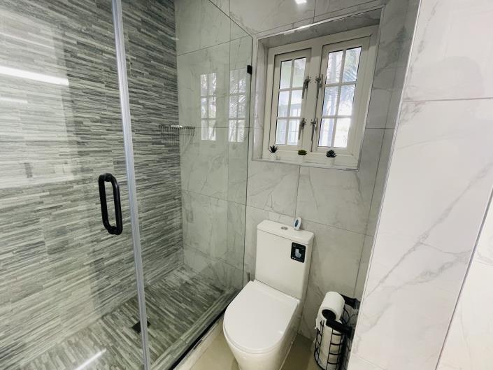 Image No.9-2 Bed Villa for sale