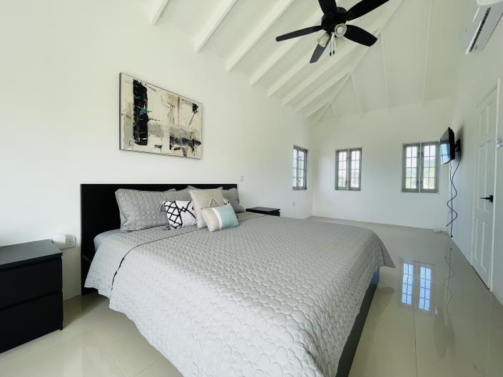 Image No.13-2 Bed Villa for sale