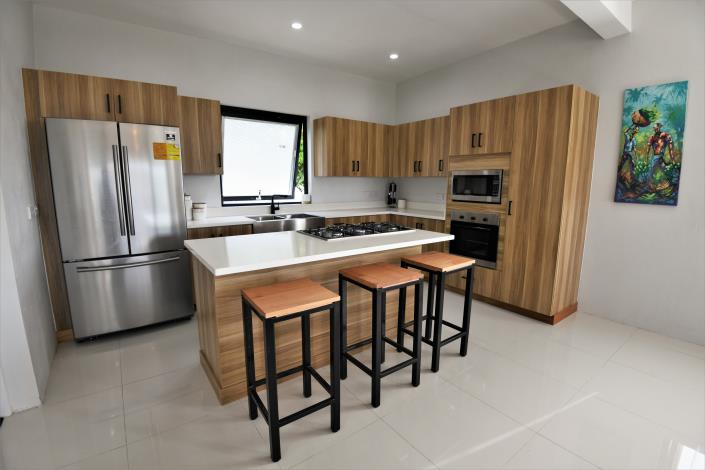 Image No.5-2 Bed Condo for sale