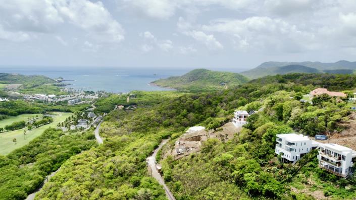 Image No.9-2 Bed Condo for sale