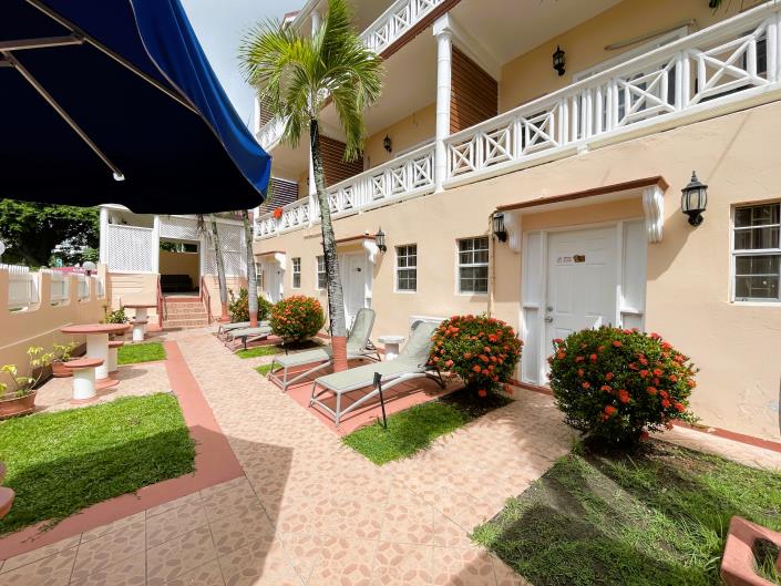 Image No.2-22 Bed Hotel for sale